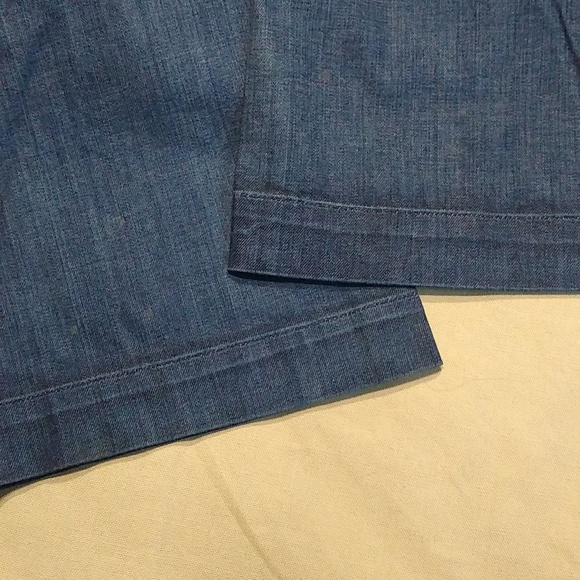 Lucky Brand – Blue – 00/24 – Flare – Mid Rise - Picture 3 of 9